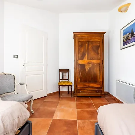 La Grange D'anthounin Apartment *